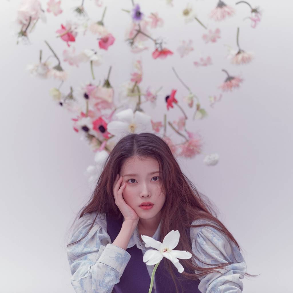 IU ทำดีในวันเกิดด้วยการบริจาคเงิน 201 ล้านวอนหรือราวๆ 5.7 ล้านบาทให้มูลนิธิการกุศล IU ทำดีในวันเกิดด้วยการบริจาคเงิน 201 ล้านวอนหรือราวๆ 5.7 ล้านบาทให้มูลนิธิการกุศล