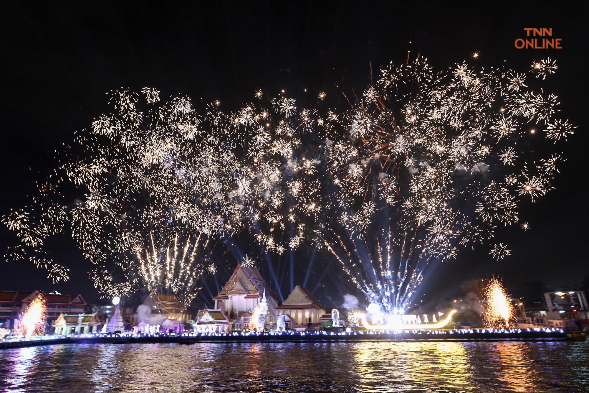 Vijit CHAO PHRAYA เติมสีสันริมน้ำเล่าขานเรื่องราววัฒนธรรมไทย Vijit CHAO PHRAYA เติมสีสันริมน้ำเล่าขานเรื่องราววัฒนธรรมไทย