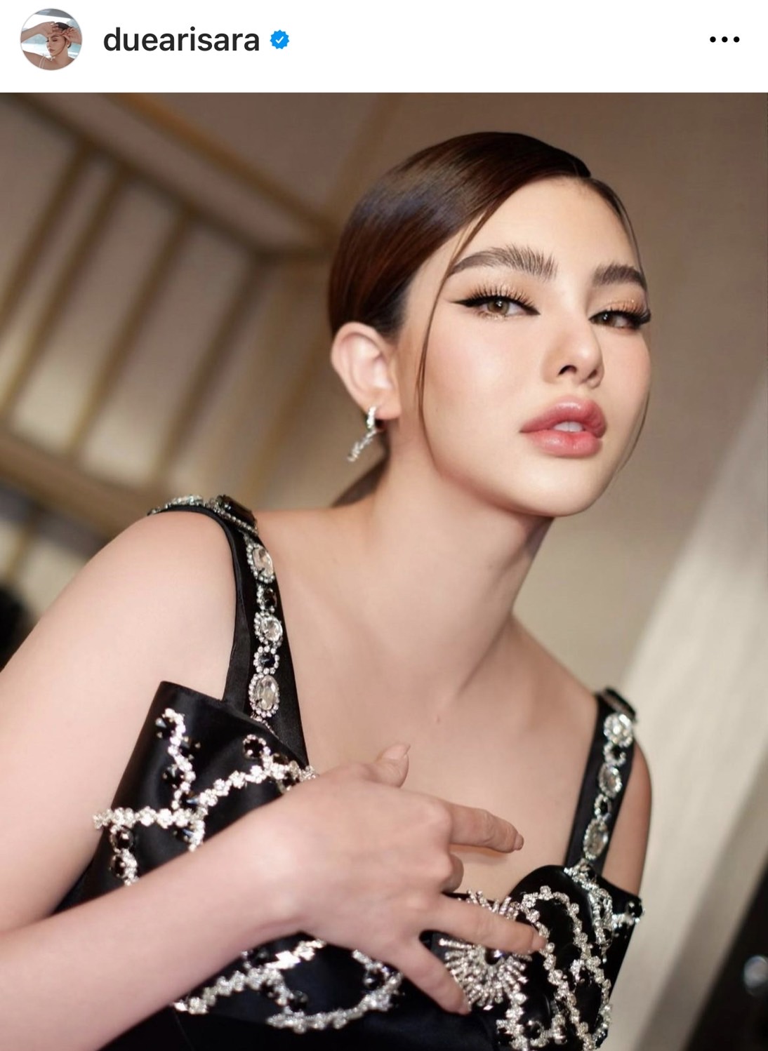 ตำรวจชี้แจ้งหลักฐานไม่พอ ปม “ดิว อริสรา” ทิ้งระเบิดเว็บพนัน