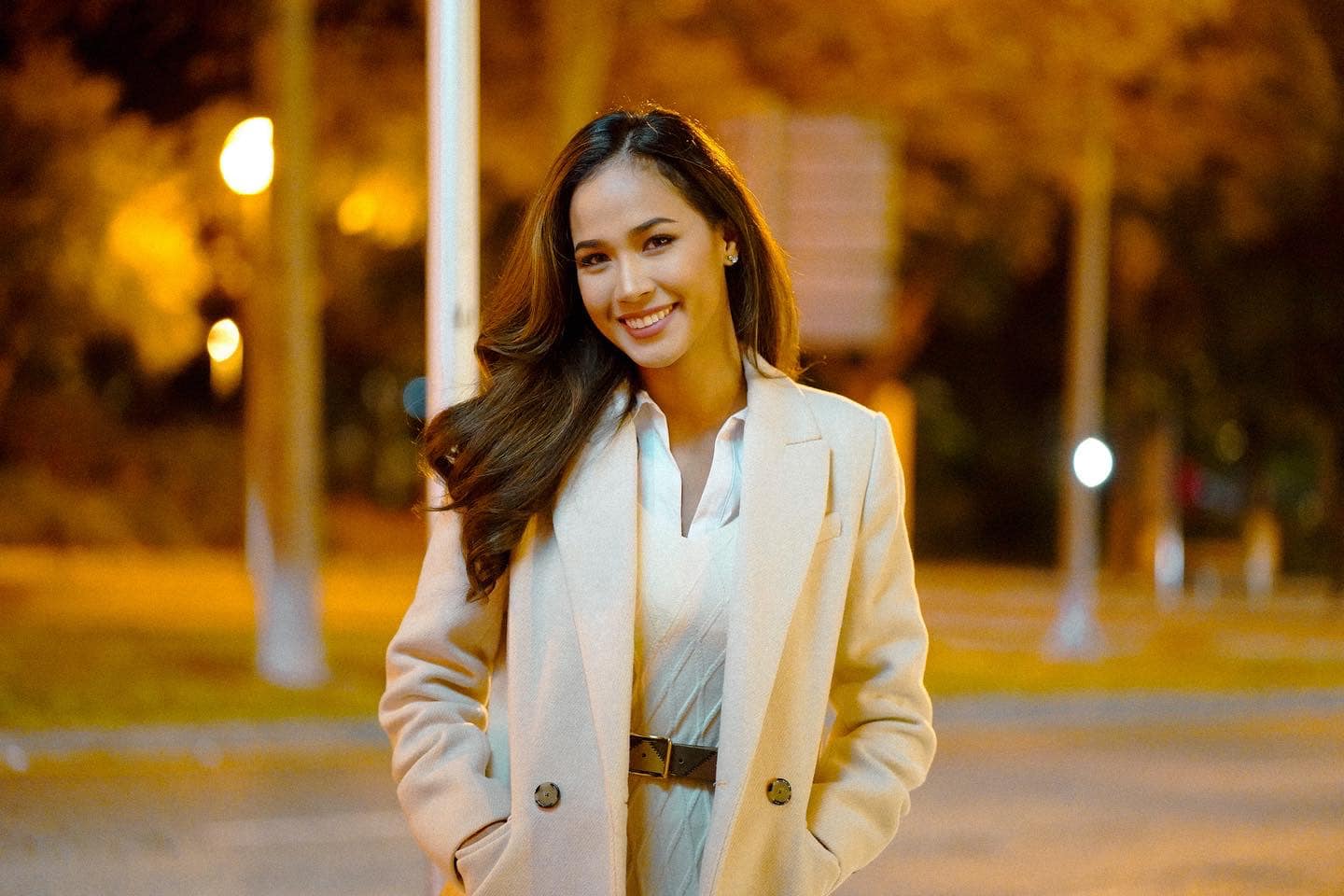 แฟนนางงามลุ้นเชียร์ เมญ่า - วีนา ลงประกวด หลัง MU ออกกฏใหม่ แฟนนางงามลุ้นเชียร์ เมญ่า - วีนา ลงประกวด หลัง MU ออกกฏใหม่