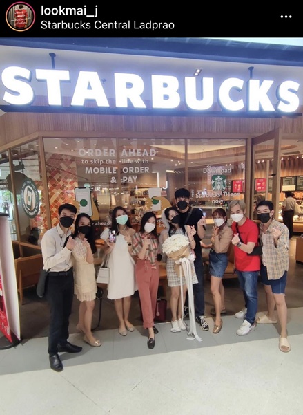 ไม้ นนทพันธ์ เซอร์ไพรส์แฟนสาว คุกเข่าขอแต่งงานในสถานที่ที่เจอกันครั้งแรก ไม้ นนทพันธ์ เซอร์ไพรส์แฟนสาว คุกเข่าขอแต่งงานในสถานที่ที่เจอกันครั้งแรก