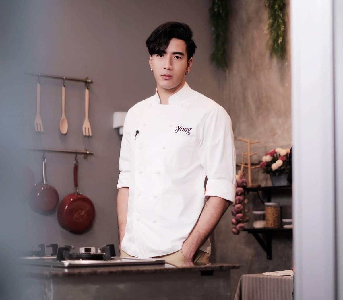 โย่ง อนุสรณ์ หนึ่งก้าวสำคัญในฐานะเชฟ พร้อมเผยการมาแข่งขันครั้งนี้นักเตะแมนยูได้กินผัดไทยแน่นอน โย่ง อนุสรณ์ หนึ่งก้าวสำคัญในฐานะเชฟ พร้อมเผยการมาแข่งขันครั้งนี้นักเตะแมนยูได้กินผัดไทยแน่นอน