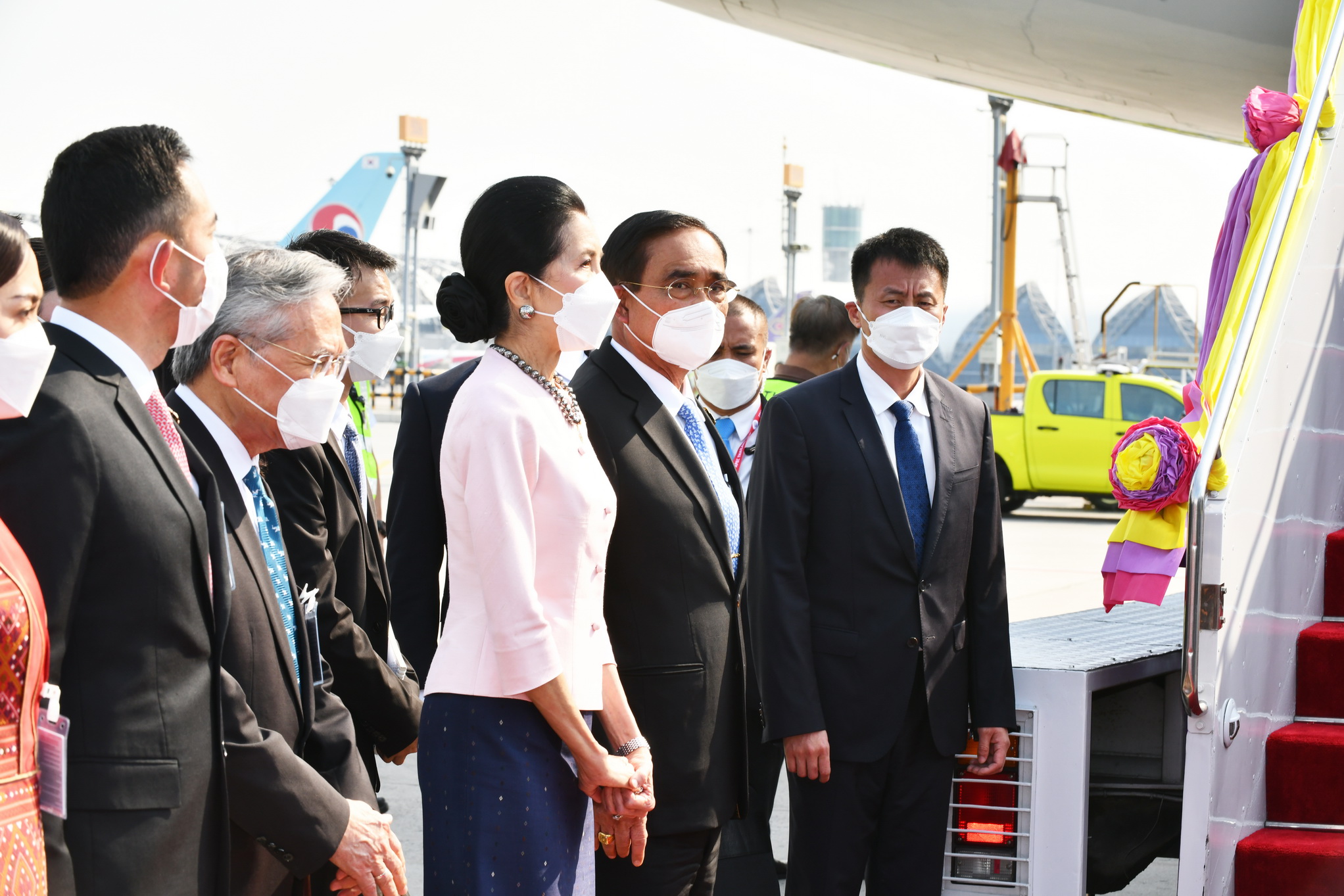 APEC 2022 ประมวลภาพ นายกฯต้อนรับ สี จิ้นผิง ประธานาธิบดีจีนเดินทางถึงไทย APEC 2022 ประมวลภาพ นายกฯต้อนรับ สี จิ้นผิง ประธานาธิบดีจีนเดินทางถึงไทย