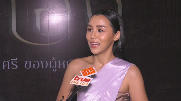 “ลิลลี่ ภัณฑิลา” ยก “ใบเฟิร์น” เป็นไอดอล (มีคลิป)