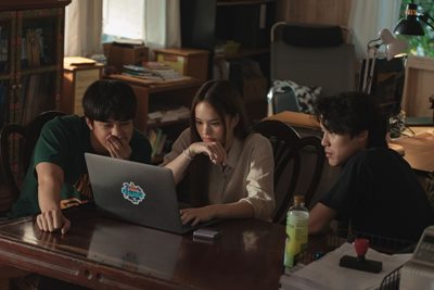 เหตุผลที่ไม่ควรพลาด สาธุ ซีรีส์ที่ตีแผ่ พุทธพาณิชย์ เหตุผลที่ไม่ควรพลาด สาธุ ซีรีส์ที่ตีแผ่ พุทธพาณิชย์