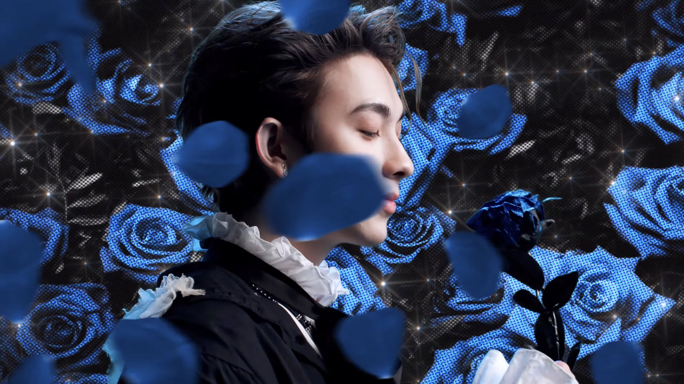 เซอร์ไพรส์! เพลงใหม่ มิลลิ ดึง อองรี ร่วมรับบทพระเอกเอ็มวี เซอร์ไพรส์! เพลงใหม่ มิลลิ ดึง อองรี ร่วมรับบทพระเอกเอ็มวี