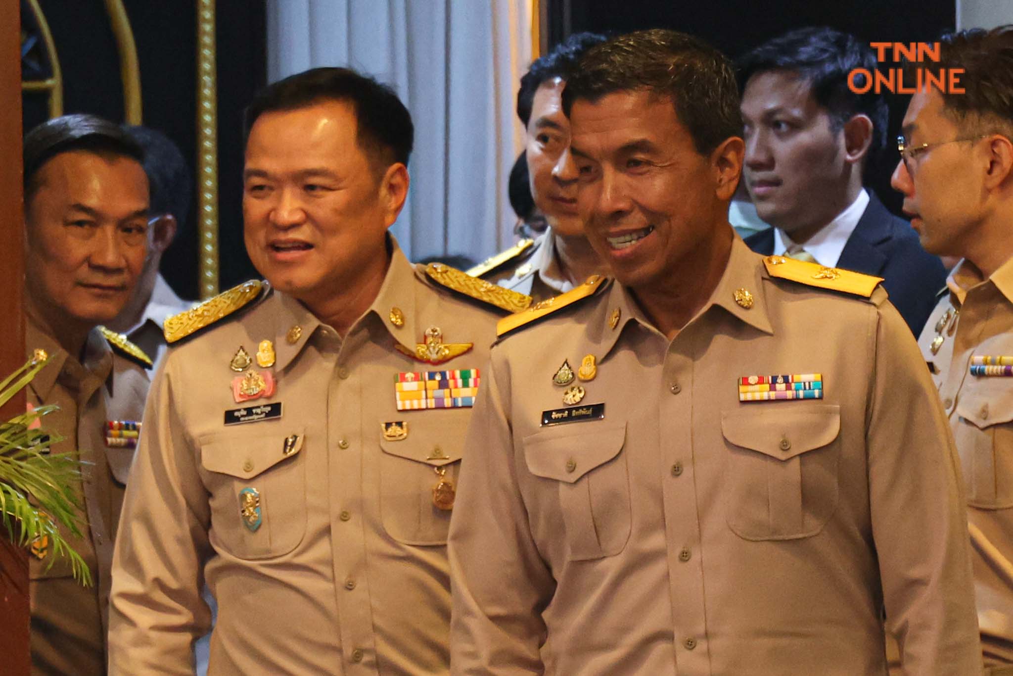 อนุทิน พบ ชัชชาติ มอบนโยบายให้กับกรุงเทพมหานคร