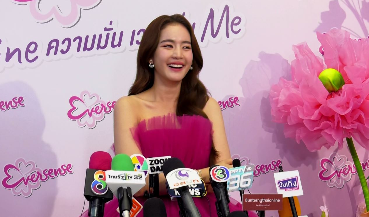 “โบว์ เมลดา” ปลื้ม “อาเล็ก” เซอร์ไพรส์วันเกิดกลางดึก พร้อมของขวัญชิ้นพิเศษ