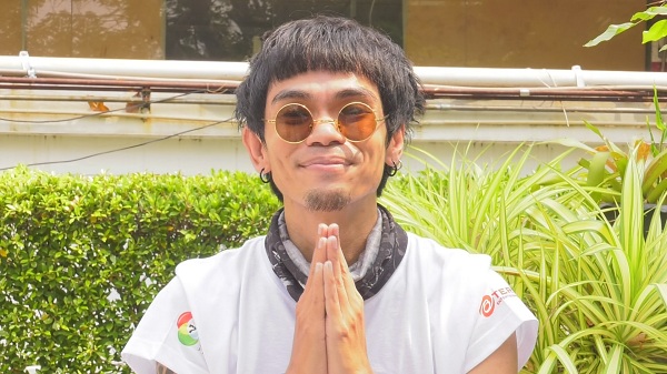“แจ็ค เชิญยิ้ม” ขอบคุณ “กบ สุวนันท์” ยื่นมือช่วยภรรยาเปลี่ยนไต (มีคลิป) “แจ็ค เชิญยิ้ม” ขอบคุณ “กบ สุวนันท์” ยื่นมือช่วยภรรยาเปลี่ยนไต (มีคลิป)