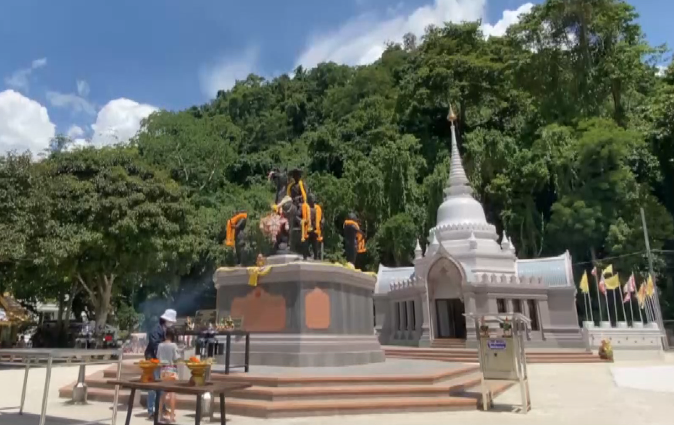 ไหว้พระนครศรีธรรมราช ห้ามพลาด! ถ้ำเหวตากฟ้า สถานที่ศักดิ์สิทธิ์เมืองคอน ไหว้พระนครศรีธรรมราช ห้ามพลาด! ถ้ำเหวตากฟ้า สถานที่ศักดิ์สิทธิ์เมืองคอน