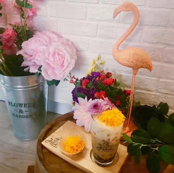 10 คาเฟ่แถวรามคำแหง คาเฟ่สุดเก๋ ห้ามพลาดไปเช็กอิน 10 คาเฟ่แถวรามคำแหง คาเฟ่สุดเก๋ ห้ามพลาดไปเช็กอิน