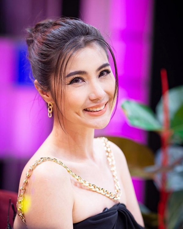 ฟิตเหมือนหนุ่ม 30! “จิ๊บ วสุ” เตรียมมีลูกวิธีธรรมชาติ (มีคลิป)     