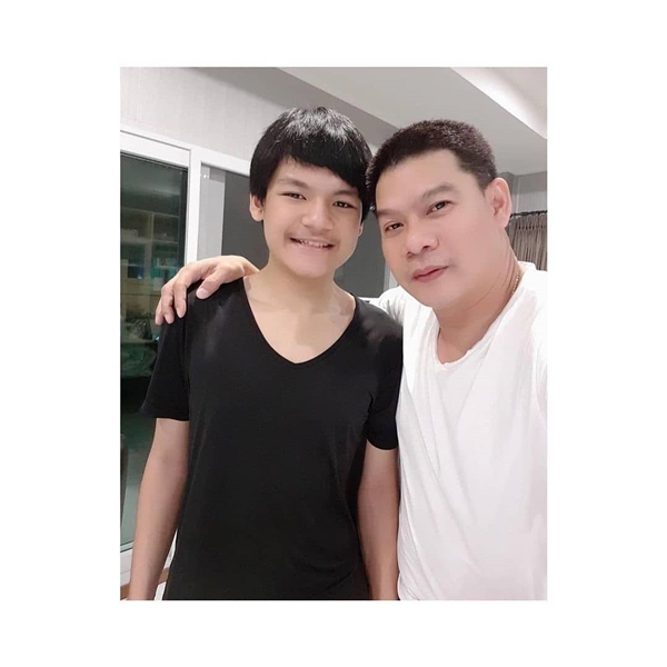 ตั๊ก ศิริพร โพสต์อวยพรวันเกิดลูกและสามี ด้านนุ้ย ถาม อวยพร หรือ อบรม??