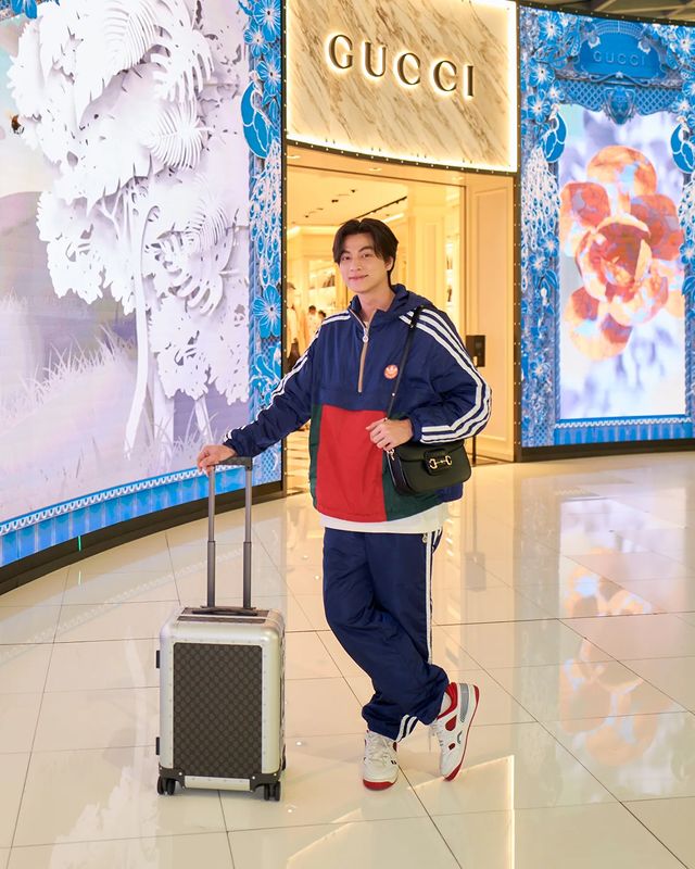พร้อมลุย!! ‘กลัฟ คณาวุฒิ’ หม่ำหมูย่างเกาหลีเติมพลัง ก่อนชมแฟชั่นโชว์ GUCCI ที่กรุงโซล 16 พ.ค.นี้ พร้อมลุย!! ‘กลัฟ คณาวุฒิ’ หม่ำหมูย่างเกาหลีเติมพลัง ก่อนชมแฟชั่นโชว์ GUCCI ที่กรุงโซล 16 พ.ค.นี้