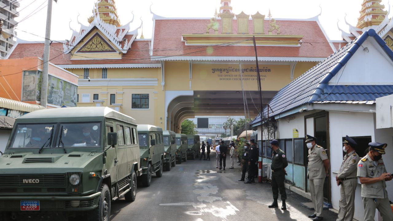 ส่งกลับคนไทยร่วมแก๊งคอลเซ็นเตอร์ในกัมพูชา-ขยายผลล่ามาเฟียต่างชาติ ส่งกลับคนไทยร่วมแก๊งคอลเซ็นเตอร์ในกัมพูชา-ขยายผลล่ามาเฟียต่างชาติ