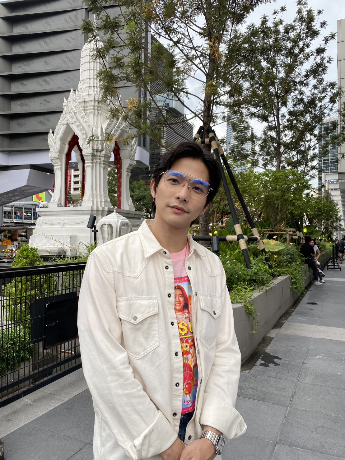 ลี ฐานัฐพ์ เผยเหตุผลไม่ลงรูปคู่แฟนสาว ยืนยันรักยังหวาน ลี ฐานัฐพ์ เผยเหตุผลไม่ลงรูปคู่แฟนสาว ยืนยันรักยังหวาน