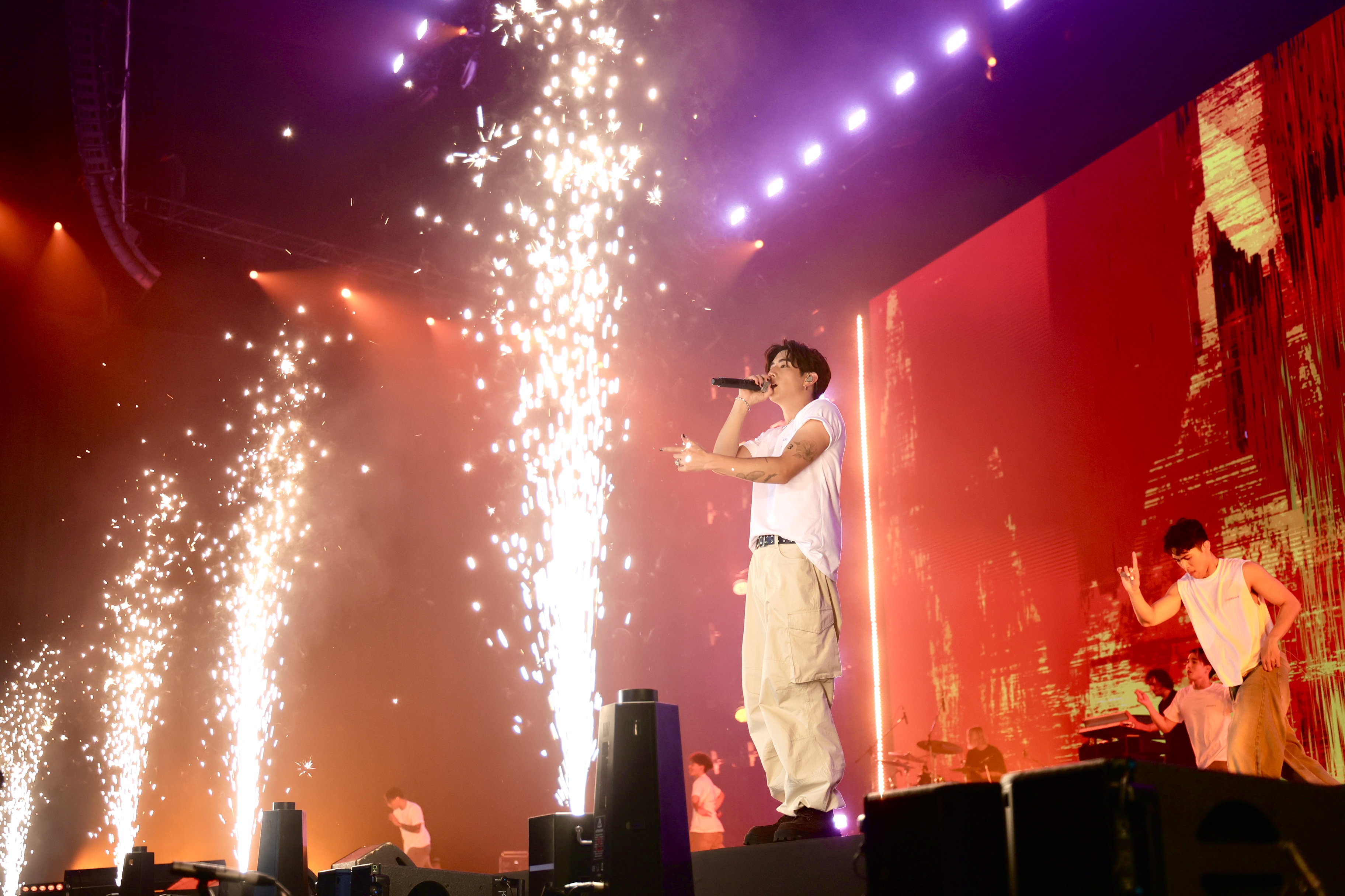 สีเขียวทั้งฮอลล์! ภาพบรรยากาศ คอนเสิร์ต Mark Tuan The Other Side Asia Tour ในวันแรก สีเขียวทั้งฮอลล์! ภาพบรรยากาศ คอนเสิร์ต Mark Tuan The Other Side Asia Tour ในวันแรก