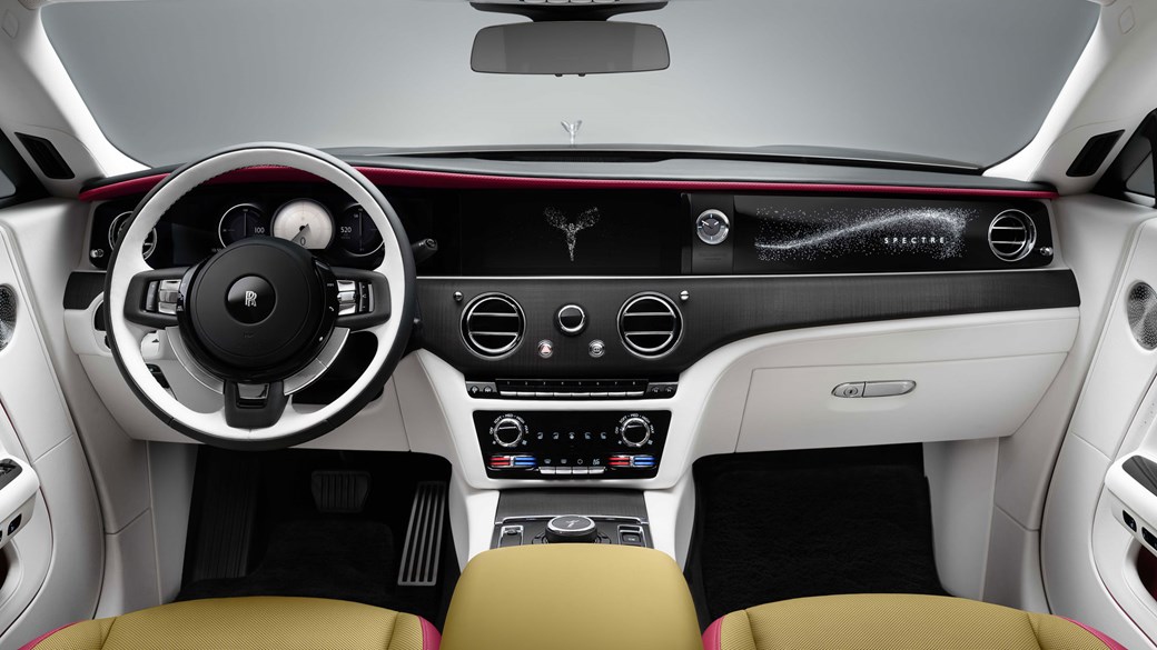 Rolls-Royce เปิดตัว Spectre รถยนต์ไฟฟ้าเต็มรูปแบบคันแรก Rolls-Royce เปิดตัว Spectre รถยนต์ไฟฟ้าเต็มรูปแบบคันแรก