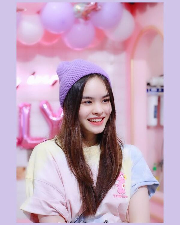 แอลลี่ สุดแฮปปี้ชาว ONLY ทุ่มสุดตัว! ฉลองวันเกิดจนเกิดแฮชแท็ก #17ยังแอ๋ว ติดเทรนด์บนทวิตเตอร์ แอลลี่ สุดแฮปปี้ชาว ONLY ทุ่มสุดตัว! ฉลองวันเกิดจนเกิดแฮชแท็ก #17ยังแอ๋ว ติดเทรนด์บนทวิตเตอร์