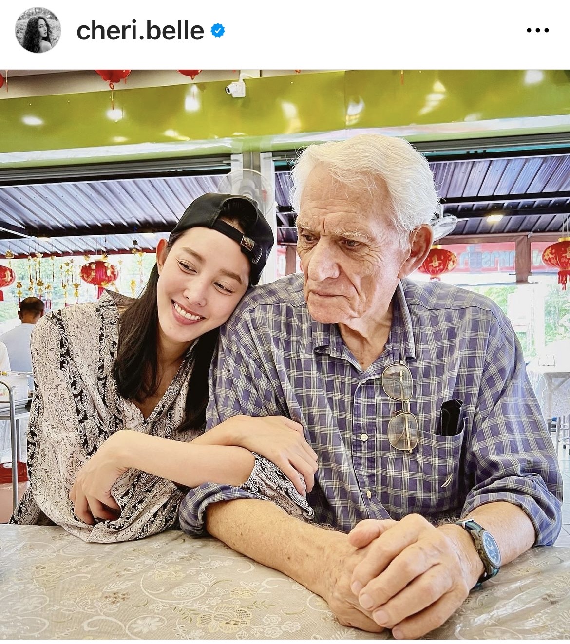 ส่งกำลังใจให้ เฌอเบลล์ ลัลณ์ลลิน หลังสูญเสียคุณพ่อผู้เป็นที่รัก ส่งกำลังใจให้ เฌอเบลล์ ลัลณ์ลลิน หลังสูญเสียคุณพ่อผู้เป็นที่รัก