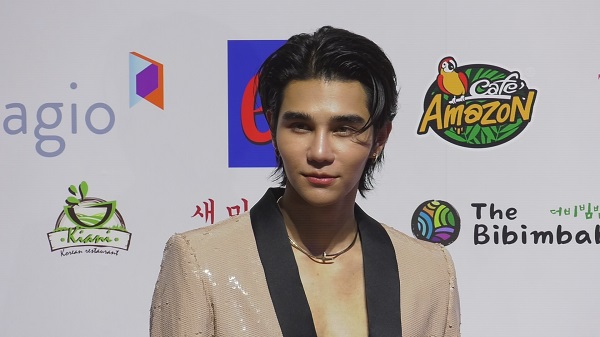  เจฟ ซาเตอร์ ทำเพลงให้คู่จิ้น บาร์โค้ด เสร็จเรียบร้อยแล้ว    