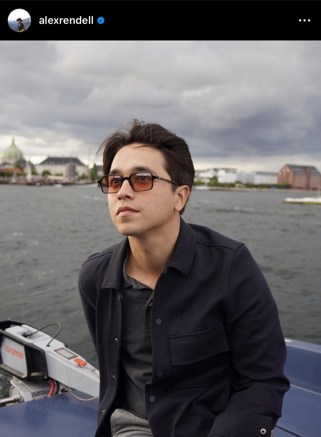มิตรภาพยังคงอยู่ เต้ย จรินทร์พร โพสต์ภาพคู่ อเล็กซ์ ฉลองจบปริญญาโทของทั้งคู่ มิตรภาพยังคงอยู่ เต้ย จรินทร์พร โพสต์ภาพคู่ อเล็กซ์ ฉลองจบปริญญาโทของทั้งคู่