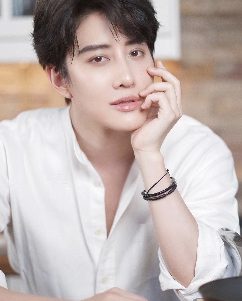 ไมค์ พิรัชต์ บริจาคถุงเก็บศพผู้เสียชีวิตจากโควิด-19 ให้องค์กรทำดี ไมค์ พิรัชต์ บริจาคถุงเก็บศพผู้เสียชีวิตจากโควิด-19 ให้องค์กรทำดี