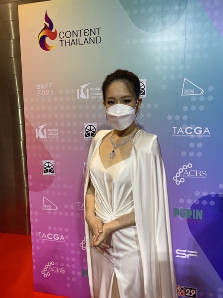 ได๋ ไดอาน่า ยังไม่ปิดศูนย์พักคอย รับกังวลโควิดสายพันธุ์ใหม่! ได๋ ไดอาน่า ยังไม่ปิดศูนย์พักคอย รับกังวลโควิดสายพันธุ์ใหม่!