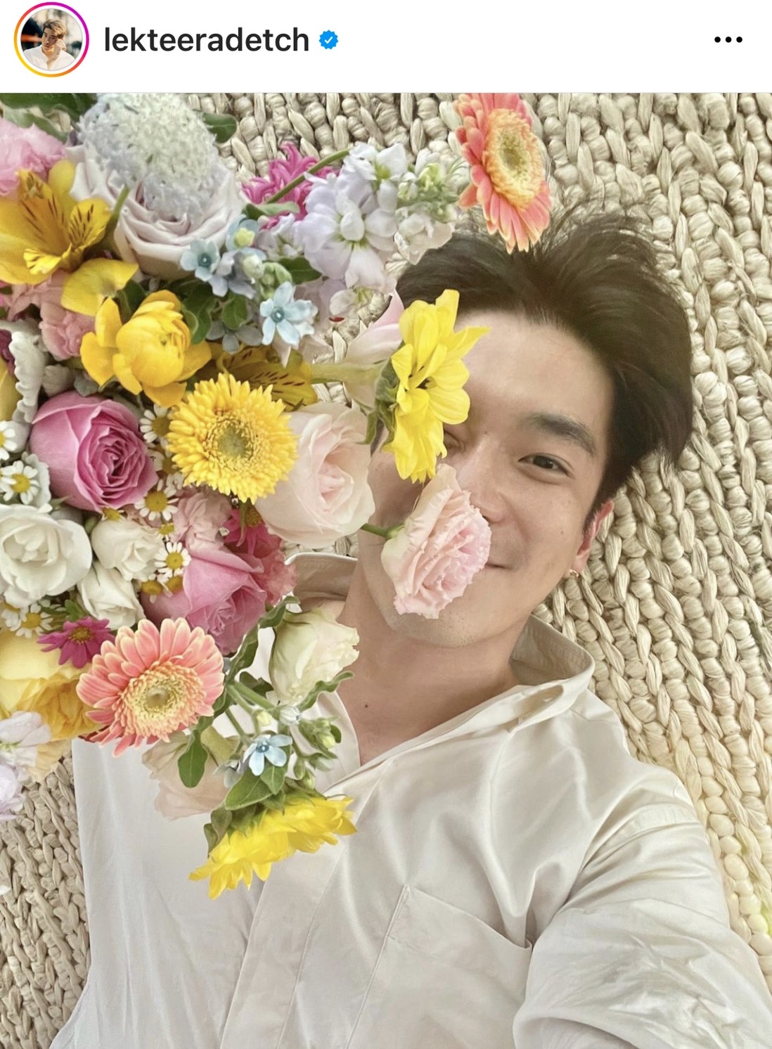 อาเล็ก ซึ้งน้ำตาแตก!! โพสต์ขอบคุณแฟนคลับที่รักและอยู่ด้วยกันมา 10 ปี อาเล็ก ซึ้งน้ำตาแตก!! โพสต์ขอบคุณแฟนคลับที่รักและอยู่ด้วยกันมา 10 ปี