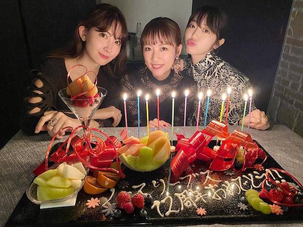 ภารกิจติ่งคอมพลีต!! ‘มิเนกิชิ มินามิ’ อดีต AKB48 วิวาห์ยูทูปเบอร์หนุ่มตามติ่งเธอตั้งแต่ ม.4