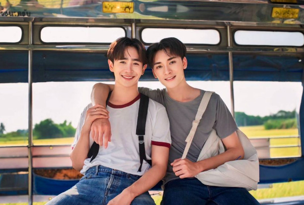 ประเดิมงานเพลง อ๊อฟ ธาดาพงศ์-เต้ ณัฐภัทร กับเพลงคู่สุดน่ารัก น่าร้อน น่าเลิฟ