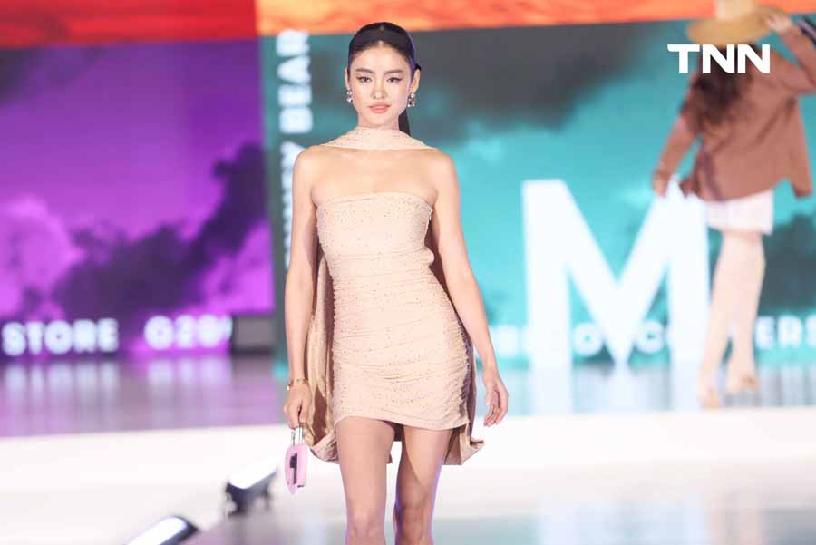 “โยเกิร์ต” สวย ปัง สะเทือนรันเวย์