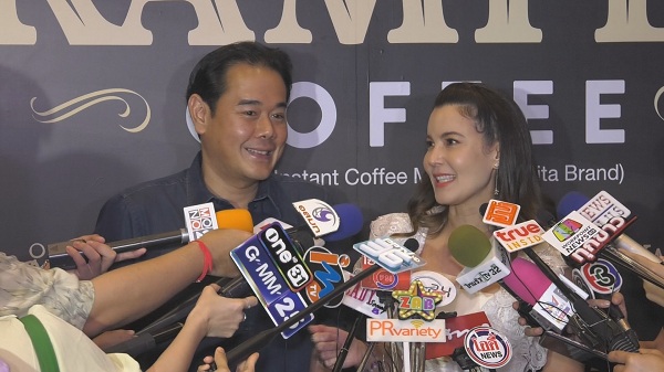 “ธัญญ่า-เป๊ก” เคลียร์หลัง “เข็ม” โพสต์สาวใหญ่ตามหาสามี (มีคลิป) “ธัญญ่า-เป๊ก” เคลียร์หลัง “เข็ม” โพสต์สาวใหญ่ตามหาสามี (มีคลิป)