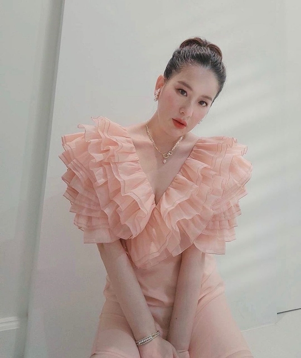 จ๊ะ - ได่ รวมพลัง เปิดเพจ เราต้องรอด ช่วยผู้ป่วยโควิด จ๊ะ - ได่ รวมพลัง เปิดเพจ เราต้องรอด ช่วยผู้ป่วยโควิด
