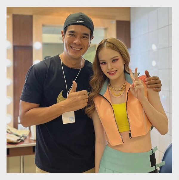 แอลลี่  ปรับลุคเซ็กซี่ อ้อนอยากลองงานแสดง (มีคลิป)