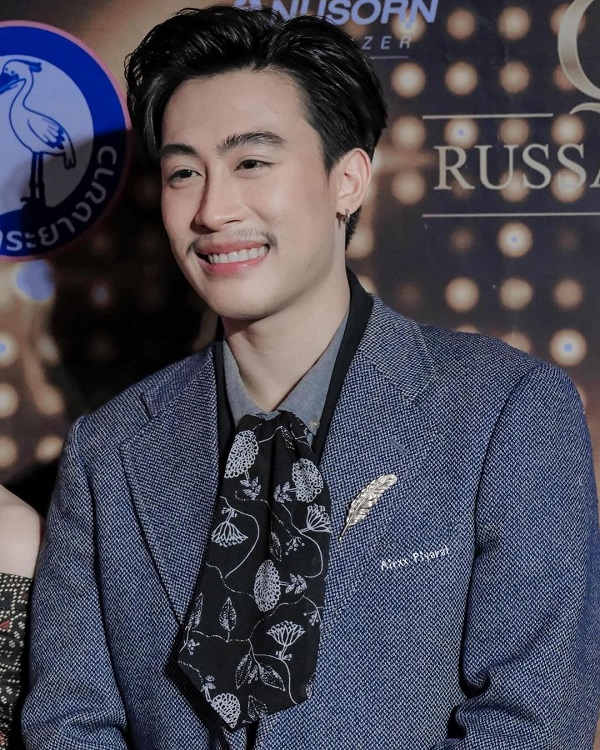 “นุ๊ก-ปาย” เคลียร์ดราม่าแฟนเก่า โต้คู่จิ้นลวงโลก (มีคลิป) “นุ๊ก-ปาย” เคลียร์ดราม่าแฟนเก่า โต้คู่จิ้นลวงโลก (มีคลิป)