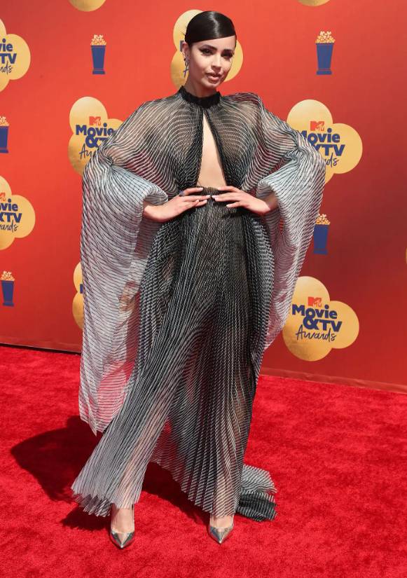 เจนนิเฟอร์ โลเปซ นำทีมซุปตาร์สาวเจิดจรัสบนพรมแดงงาน MTV Movie & TV Awards ปี 2022 เจนนิเฟอร์ โลเปซ นำทีมซุปตาร์สาวเจิดจรัสบนพรมแดงงาน MTV Movie & TV Awards ปี 2022