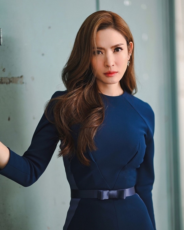 ดาราคนดัง เล่นแอพเปลี่ยนหน้า ใครเป็นใคร จำกันได้ไหม?!