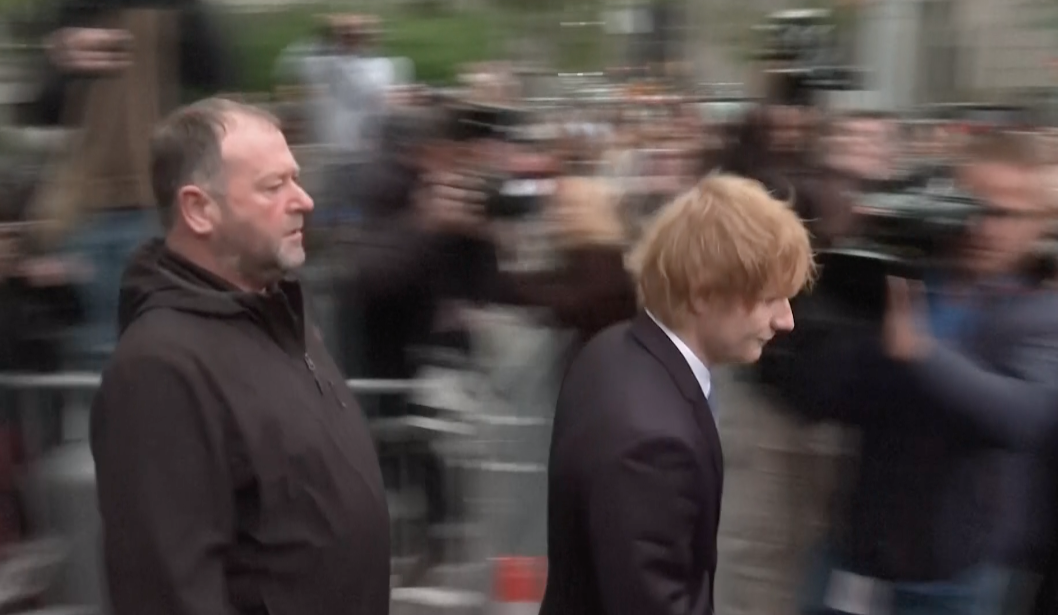 ขึ้นศาลวันแรก!! ‘เอ็ด ชีแรน’ เดินหน้าสู้คดีลอกเพลง ‘มาร์วิน เกย์’ มาใส่ Thinking Out Loud ขึ้นศาลวันแรก!! ‘เอ็ด ชีแรน’ เดินหน้าสู้คดีลอกเพลง ‘มาร์วิน เกย์’ มาใส่ Thinking Out Loud