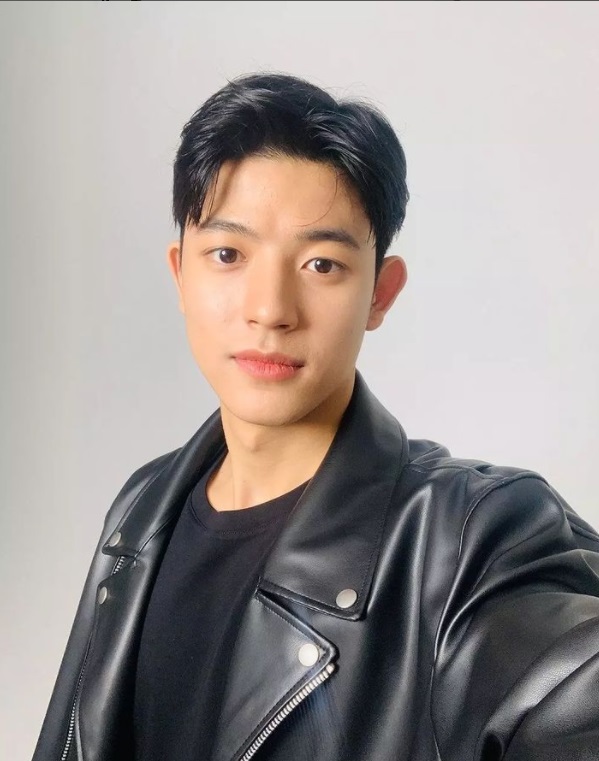 เปิดประวัติ พัคโซโลมอน-โชอีฮยอน 2 นักแสดงจากซีรีส์ มัธยมซอมบี้ เปิดประวัติ พัคโซโลมอน-โชอีฮยอน 2 นักแสดงจากซีรีส์ มัธยมซอมบี้