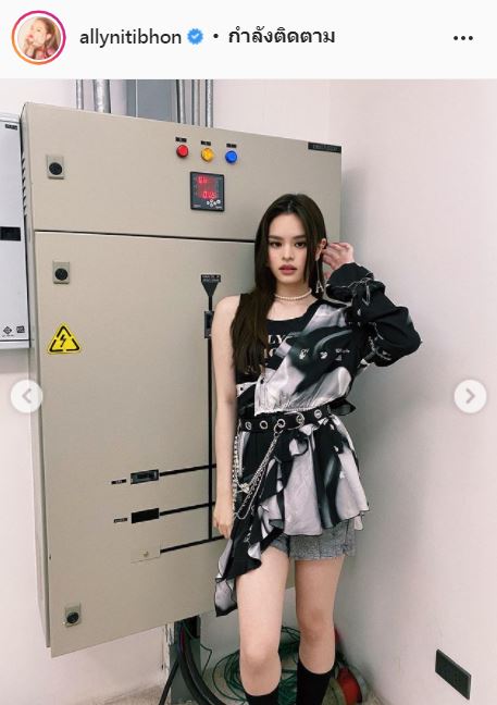 ฮอตเวอร์!! แอลลี่ งานพรีเซนเตอร์รุมแน่น 15 ตัว พร้อมขอบคุณทุกคนที่คอยซัพพอร์ต