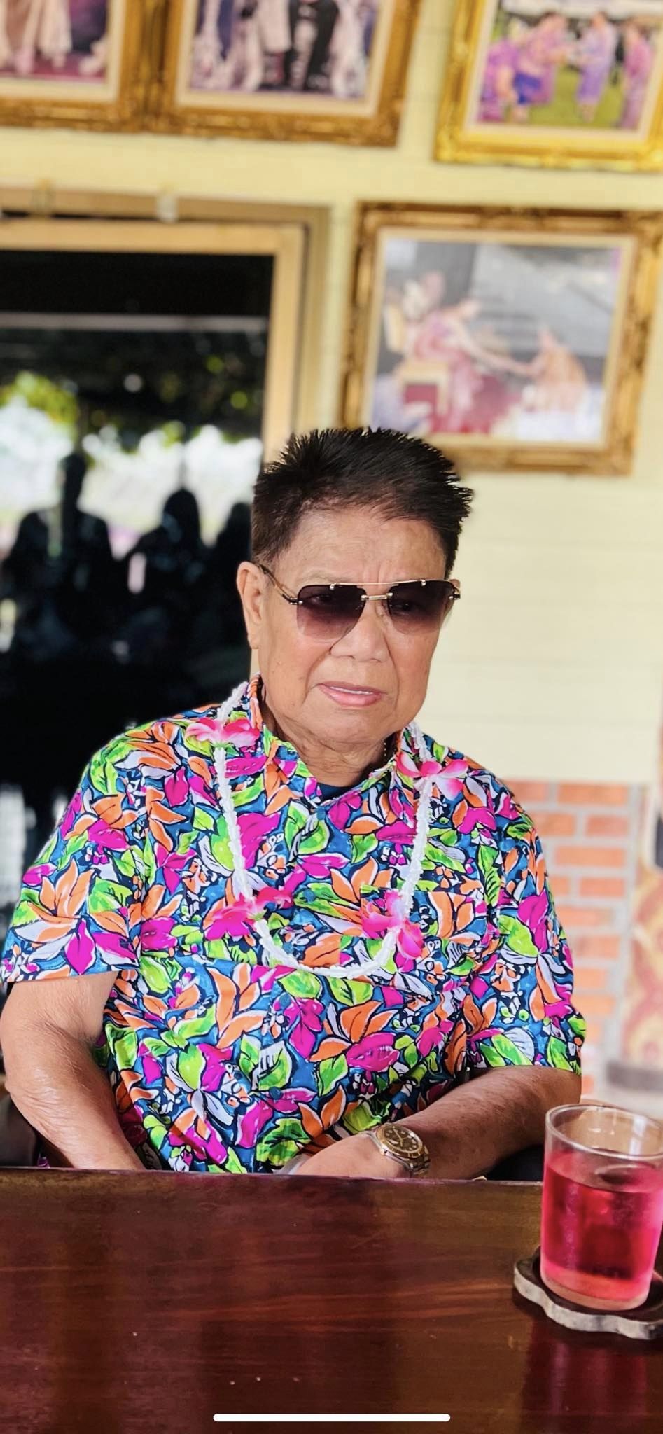 ครูปุ้ม อัปเดตอาการป่วย ครูชลธี ยังทรงตัว อยู่ในการดูแลของแพทย์อย่างใกล้ชิด ครูปุ้ม อัปเดตอาการป่วย ครูชลธี ยังทรงตัว อยู่ในการดูแลของแพทย์อย่างใกล้ชิด
