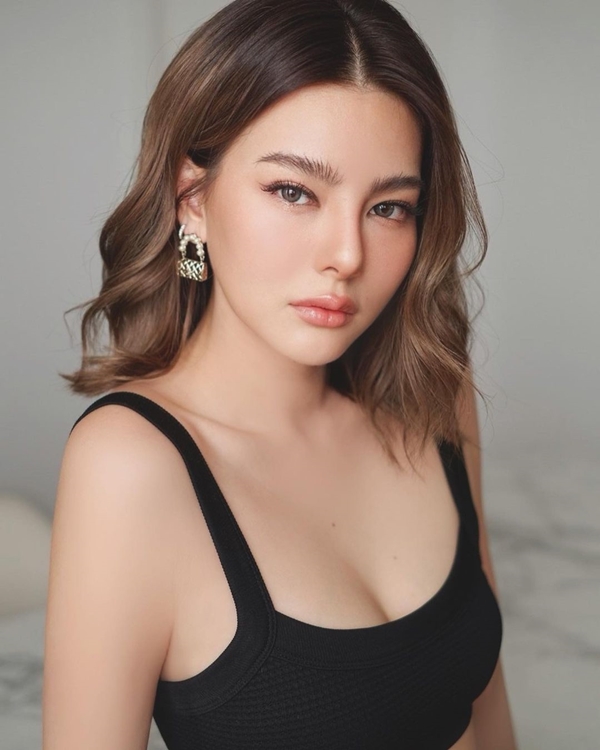 ดิว อริสรา ทำบุญวันเกิด บริจาคเงินมอบให้กองทุนชัยพัฒนาสู้ภัยโควิด-19 ดิว อริสรา ทำบุญวันเกิด บริจาคเงินมอบให้กองทุนชัยพัฒนาสู้ภัยโควิด-19