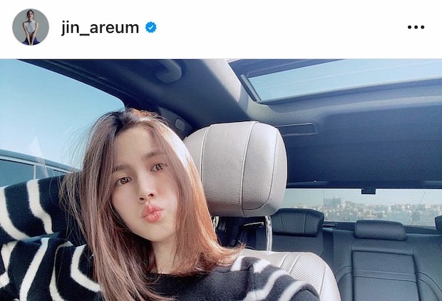 เผยภาพวิวาห์หวาน!! พระเอกเกาหลี 'นัมกุงมิน’ สละโสดกับดารานางแบบรุ่นน้อง (มีคลิป) เผยภาพวิวาห์หวาน!! พระเอกเกาหลี 'นัมกุงมิน’ สละโสดกับดารานางแบบรุ่นน้อง (มีคลิป)