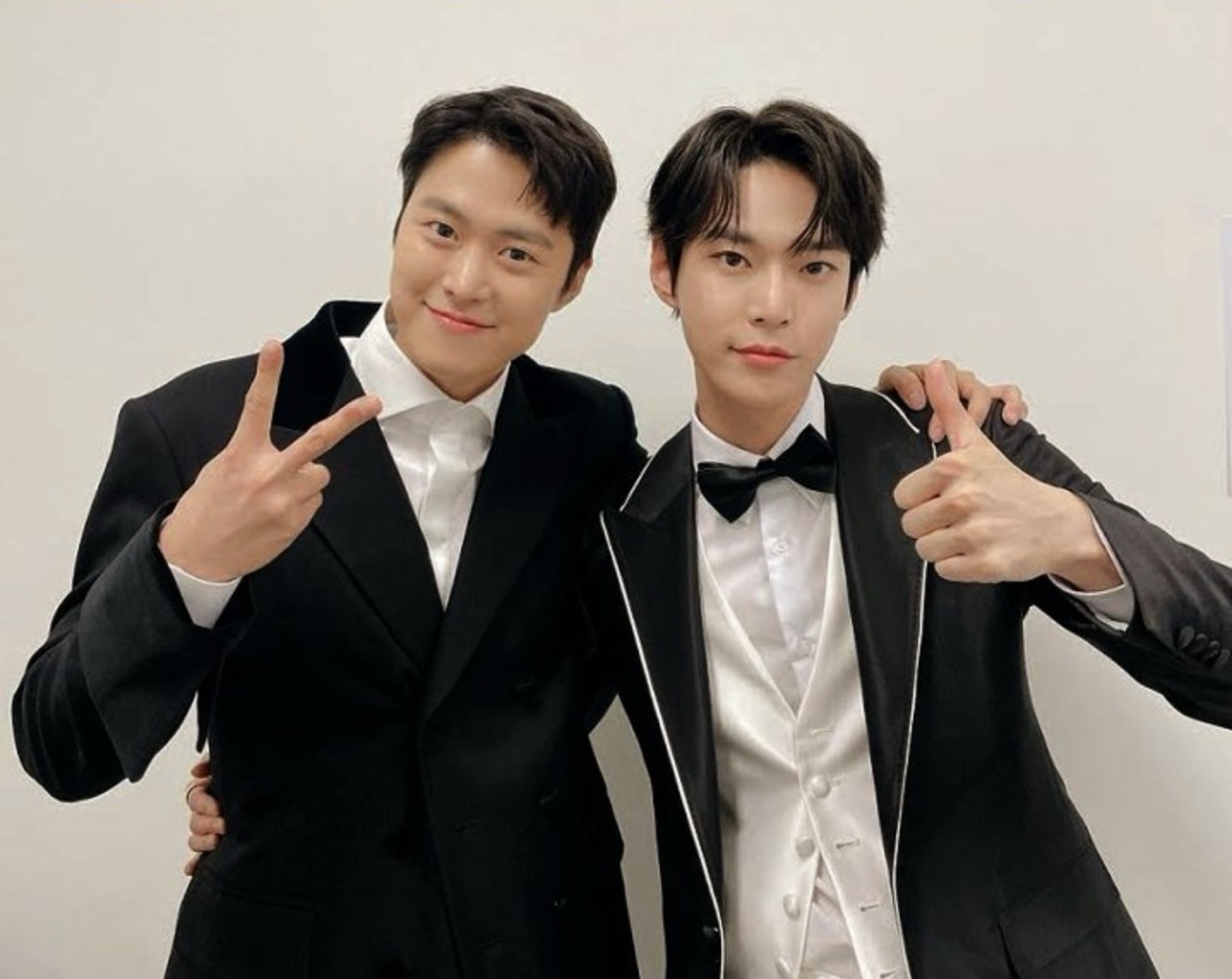 เก่งทั้งพี่ทั้งน้องเลย รู้จักคู่พี่น้องซุปตาร์เกาหลีคนดัง เก่งทั้งพี่ทั้งน้องเลย รู้จักคู่พี่น้องซุปตาร์เกาหลีคนดัง