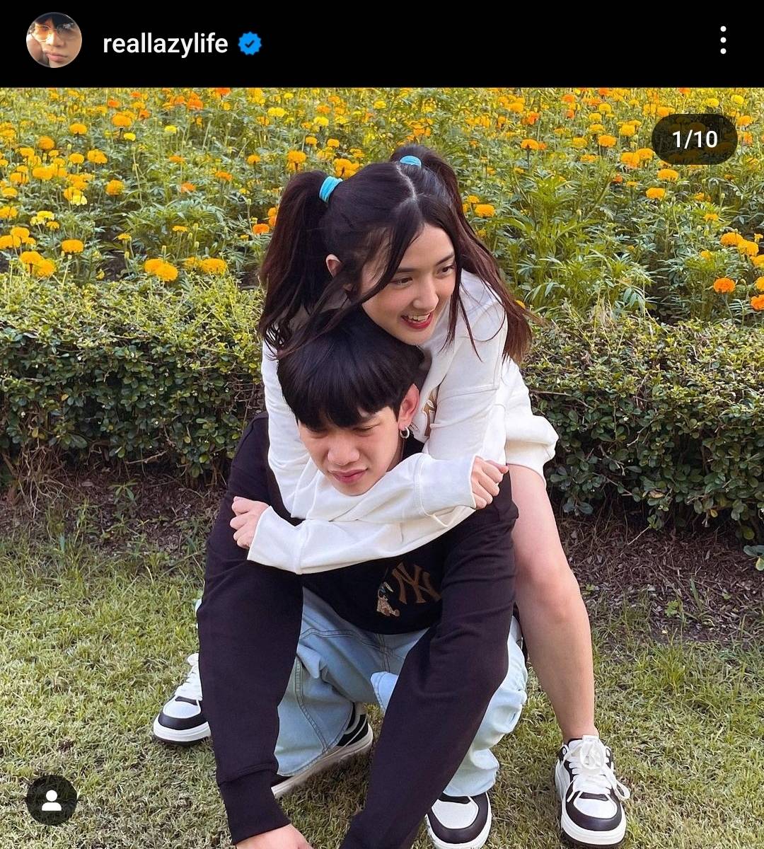 โพสต์เดือด “ท็อป Lazyloxy” เตือนสติชาวเน็ตหยุดคุกคาม “เบียร์ ภัสรนันท์” โพสต์เดือด “ท็อป Lazyloxy” เตือนสติชาวเน็ตหยุดคุกคาม “เบียร์ ภัสรนันท์”