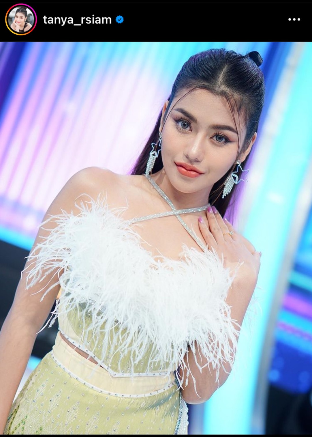 มินดา ยืนยัน ไม่ได้เป็นมือที่สาม หลังชาวเน็ตพุ่งเป้าประเด็น อ๊อฟ-ธัญญ่า