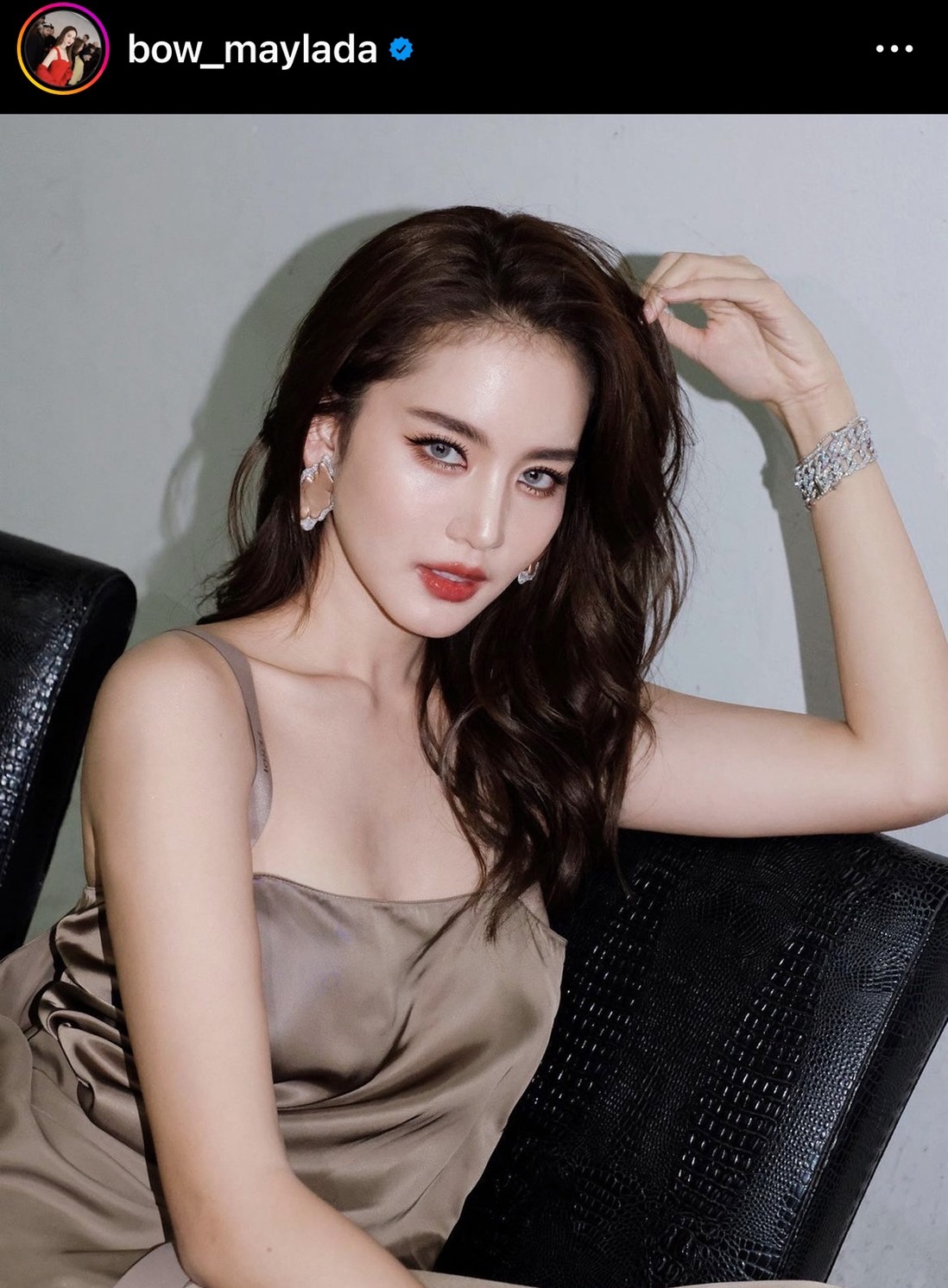“โบว์ เมลดา” ปลื้ม “อาเล็ก” เซอร์ไพรส์วันเกิดกลางดึก พร้อมของขวัญชิ้นพิเศษ