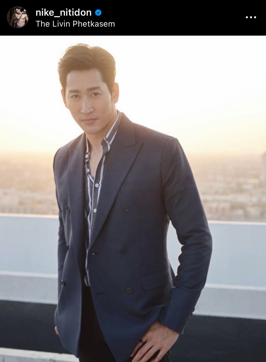 ไม่เลือกงานไม่ยากจน ไนกี้ นิธิดล ขับมอเตอร์ไซค์ส่งแก๊ส ลั่น! เสียงแม่คือเร่งมาก ไม่เลือกงานไม่ยากจน ไนกี้ นิธิดล ขับมอเตอร์ไซค์ส่งแก๊ส ลั่น! เสียงแม่คือเร่งมาก