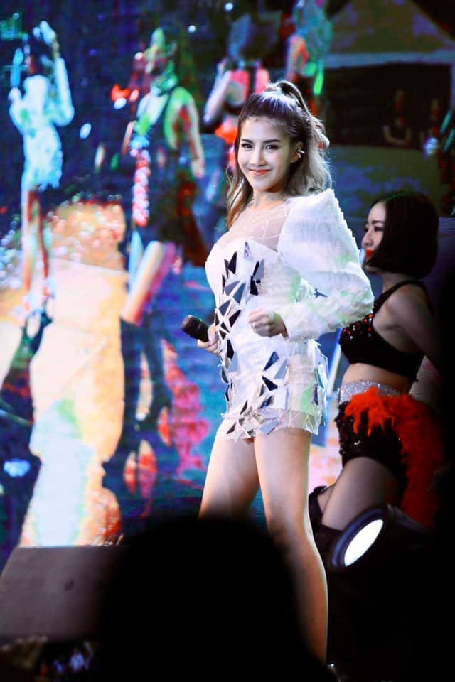 อยู่ในใจตลอดไป ใบเตย สุธีวัน ประกาศหมดสัญญาค่ายอาร์สยามโดยถาวร
